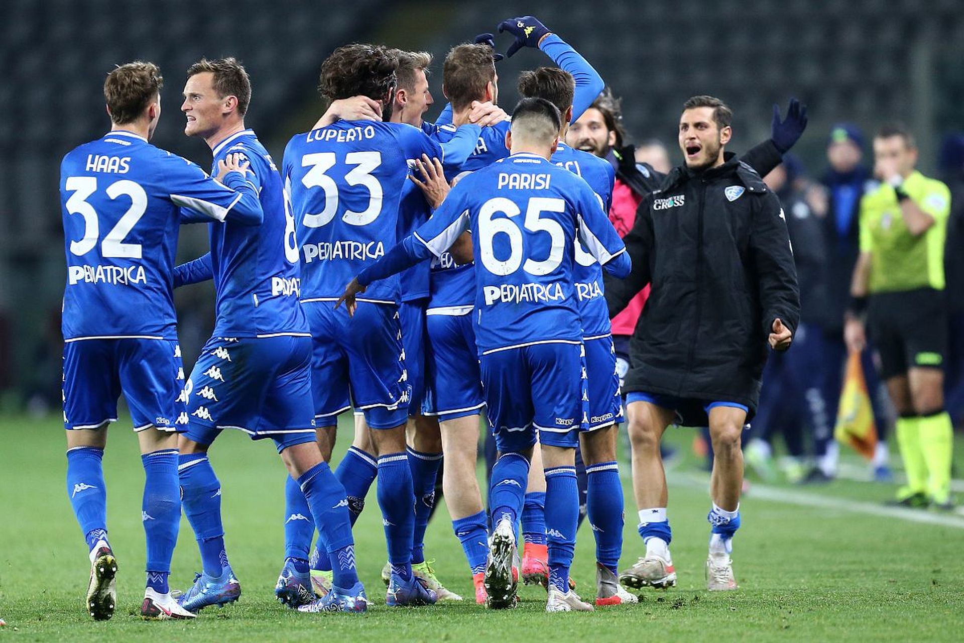 队寄予厚望 队寄予厚望