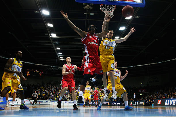 对队友小蜘 对队友小蜘